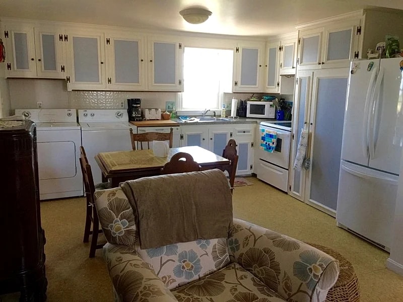 Oasis Across from Bristol Beach/Large Deck with Oceanviews in Falmouth, Massachusetts, United States — photo 4