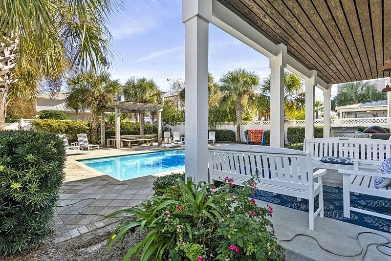 Kiddoboo Cottage Heated Pool | Beach Views | Golf Cart | 2 Game Rooms in Destin, Florida, United States — photo 5