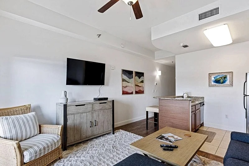 Lake Carillon 102 | Panama City Beach Condo | Luxury | Ocean View in Panama City Beach, Florida, United States — photo 3