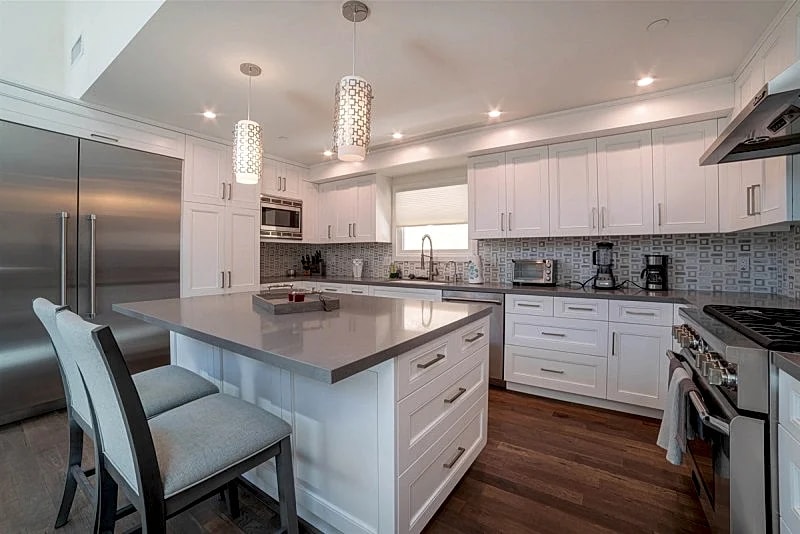Luxury Manhattan Beach Retreat with Ocean Views, 4 Bedrooms & Outdoor Oasis in Manhattan Beach, California, United States — photo 5