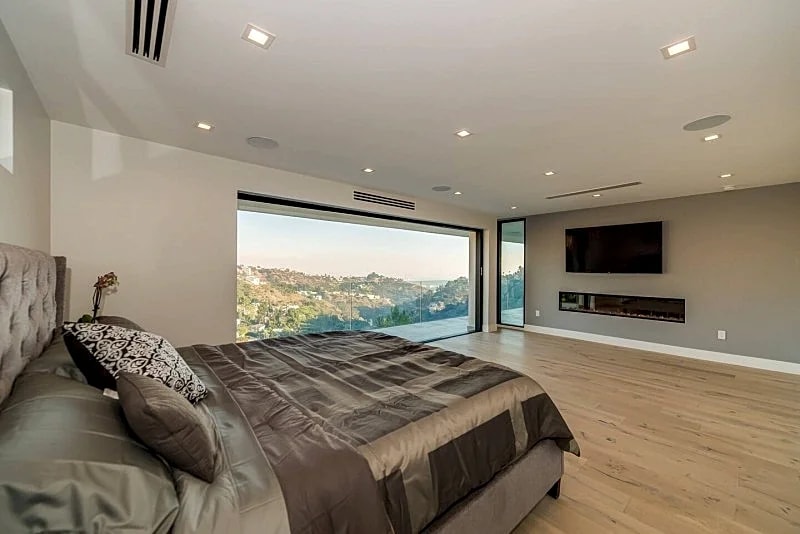 Luxury Private Escape in Hills!! in Los Angeles, California, United States — photo 5