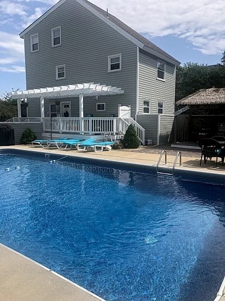 Your Own Resort at the Beach! Linens and Towels included! in Virginia Beach, Virginia, United States — photo 5