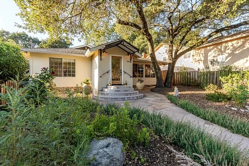 Great Value 3 Bed/2 Baths 10 minutes to Plaza in Sonoma, California, United States — photo 3