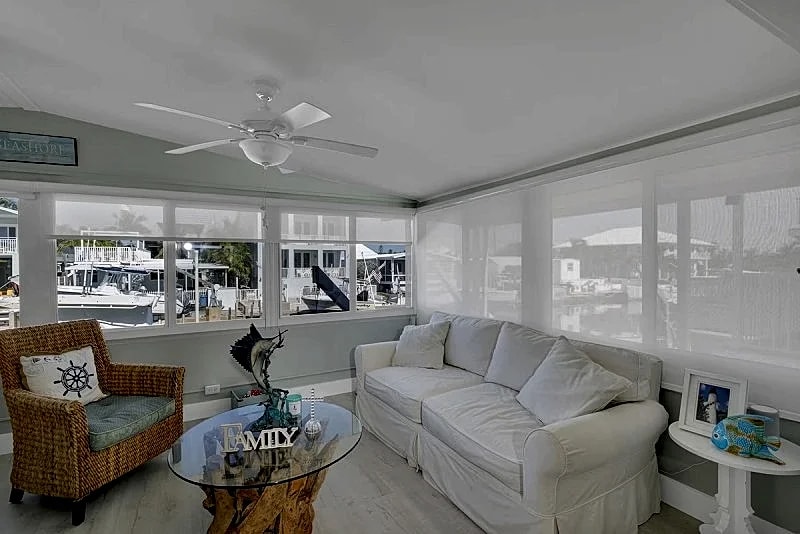 Waterfront Ground Level House in Key Largo with Dockage in Tavernier, Florida, United States — photo 2