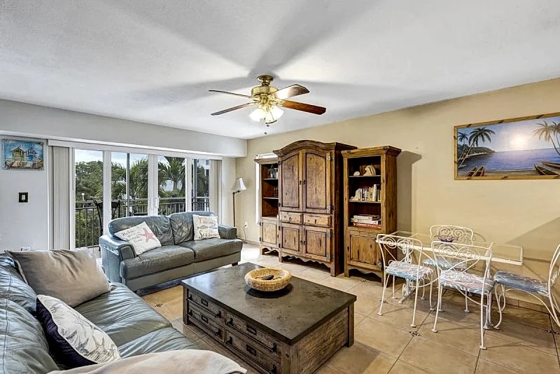 Lagoon Front 3 Bedroom and Den, 4 Balcony, 3 Bathroom, 3 story Resort Townhouse in Key Largo, Florida, United States — photo 2
