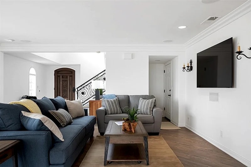 Manhattan Beach Hill Section Luxury Retreat with Ocean Views and Theater - SCVR in Manhattan Beach, California, United States — photo 4