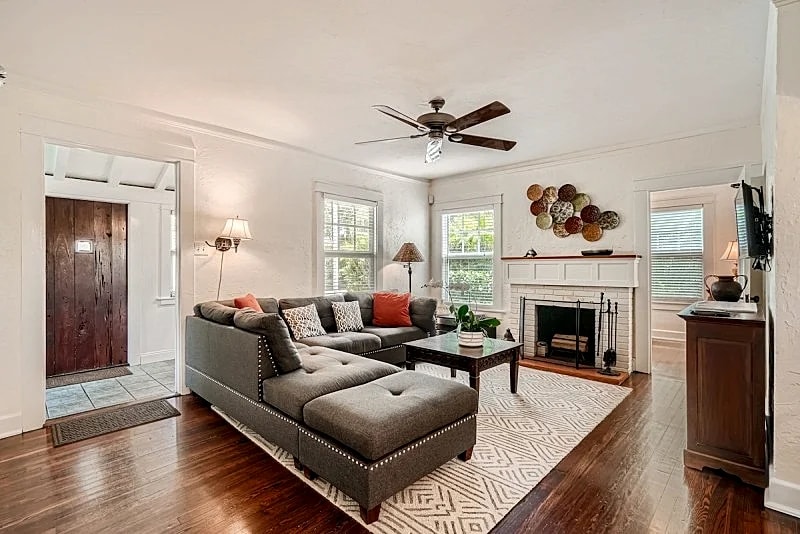 Casa Blanca | 2BD/2BA | Private Pool & Parking in WPB in West Palm Beach, Florida, United States — photo 2