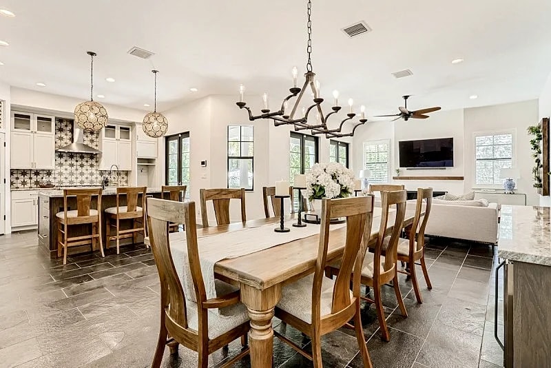 Luxury 4bd/3.2ba in Flamingo Park | Private Pool | Minutes to Downtown in West Palm Beach, Florida, United States — photo 4