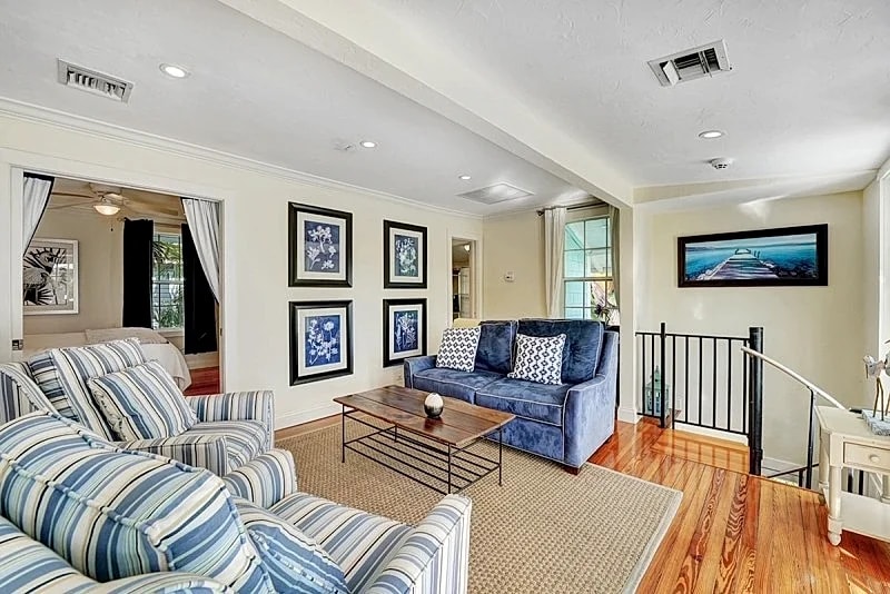 THE BLUE PEARL | 2BD/2BA | PRIVATE POOL & GARDEN - WPB in West Palm Beach, Florida, United States — photo 4