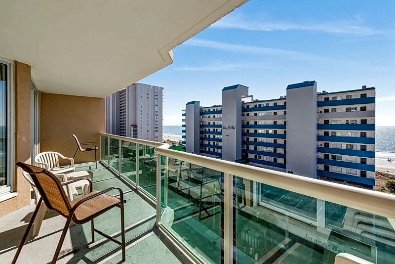 MALIBU POINTE 505 - 2ND ROW OCEAN VIEW - CRESCENT BEACH SECTION in North Myrtle Beach, South Carolina, United States — photo 3