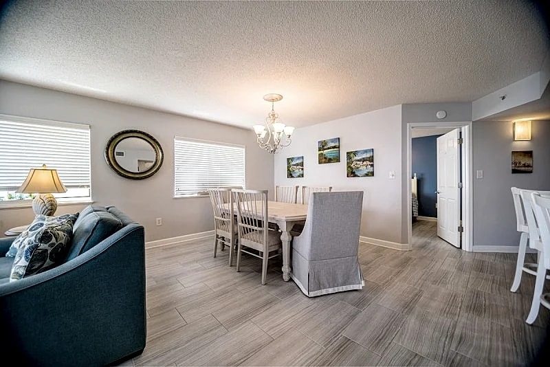 CRESCENT KEYES 1110 - OCEANFRONT - CRESCENT BEACH SECTION in North Myrtle Beach, South Carolina, United States — photo 5