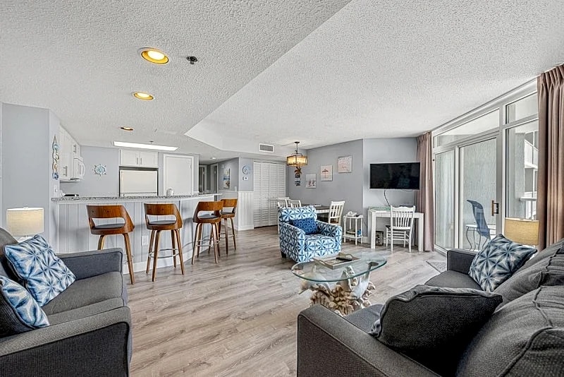SEAWATCH RESORT 808 OCEAN FRONT-SHORE DRIVE SECTION in Myrtle Beach, South Carolina, United States — photo 4