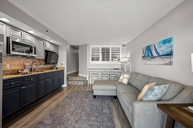 BEACH COVE 420 - OCEANFRONT - WINDY HILL SECTION in North Myrtle Beach, South Carolina, United States — photo 4