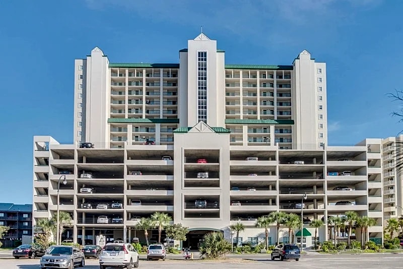 ASHWORTH 906 - OCEAN FRONT-OCEAN DRIVE SECTION in North Myrtle Beach, South Carolina, United States — photo 3