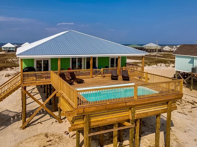 Oceanfront, Private Pool, Pet Friendly, 5/5 - Breeze Away in Dauphin Island, Alabama, United States — photo 2