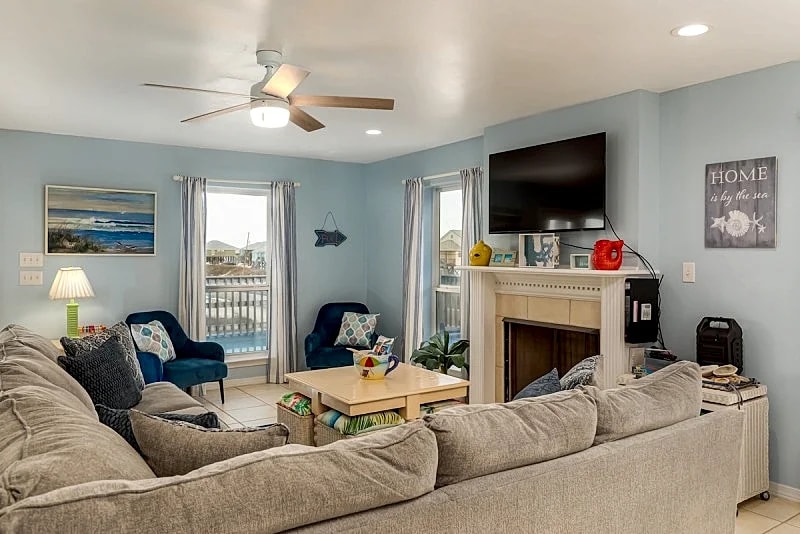 Second Wind - Pool, Game Room, and fantastic Crow's Nest views of the Island! in Dauphin Island, Alabama, United States — photo 3