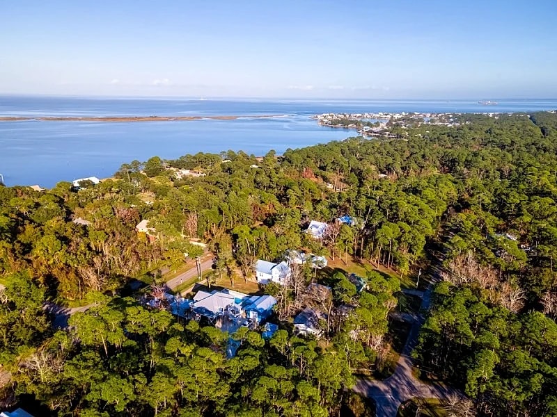 Fisherman's or Bird Watcher's retreat! Close to everything! - The Island Spot in Dauphin Island, Alabama, United States — photo 2