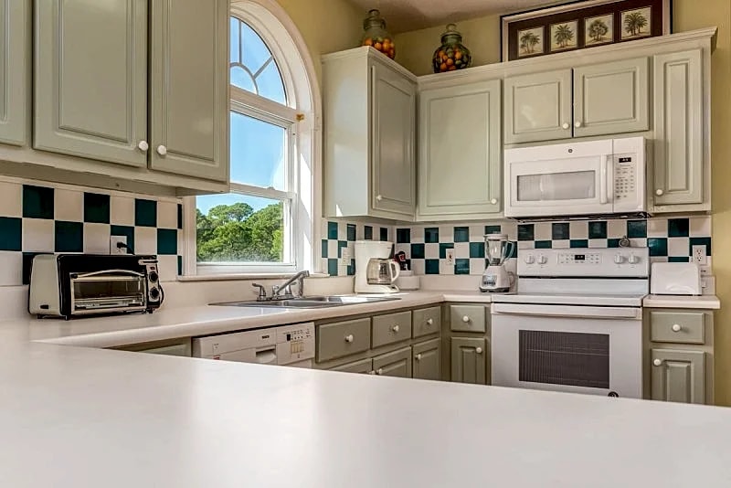 Duplex in a private gated beachfront community! - Sunrise West in Dauphin Island, Alabama, United States — photo 4