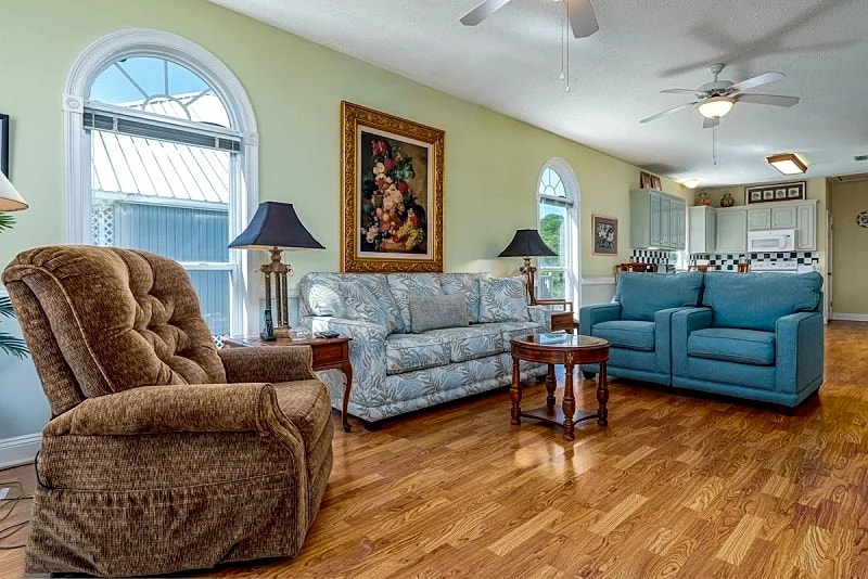 Duplex (both sides) in a private gated beachfront community! - Sunrise in Dauphin Island, Alabama, United States — photo 3