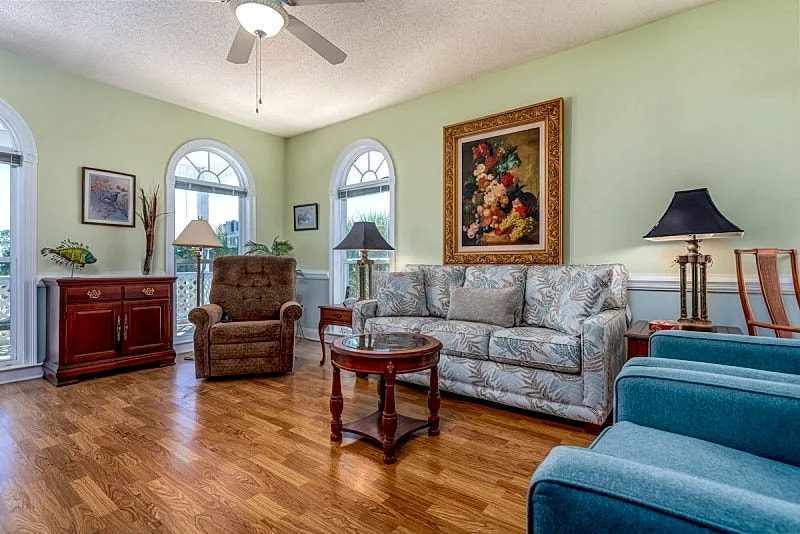 Duplex (both sides) in a private gated beachfront community! - Sunrise in Dauphin Island, Alabama, United States — photo 4