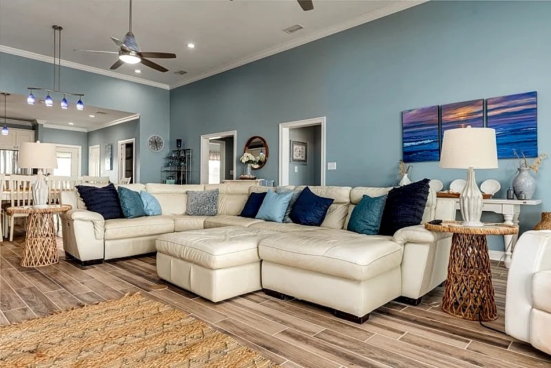 Beachfront, spacious with amazing indoor and outdoor setup! – Surf’s Up in Dauphin Island, Alabama, United States — photo 3