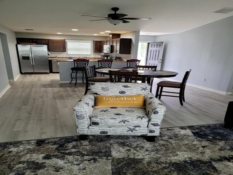 Silver Oak | Beautiful 2/2 Patio Villa in Sabal Chase with golf cart-pet friendly in The Villages, Florida, United States — photo 2