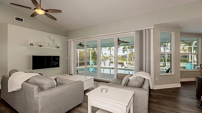 Enjoy this lovely updated 4-bedroom, 2.5-bath waterfront home 2.5 miles from... in Marco Island, Florida, United States — photo 2