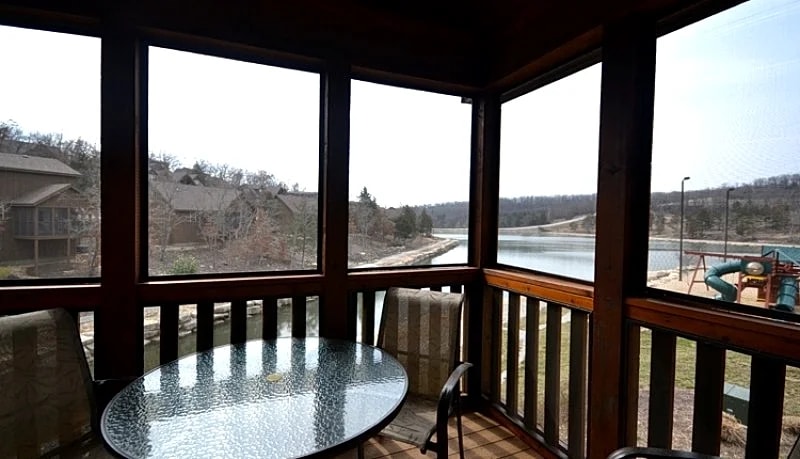 L119B Family Funtimes 3-Br Lakefront Cabin in Branson West, Missouri, United States — photo 2