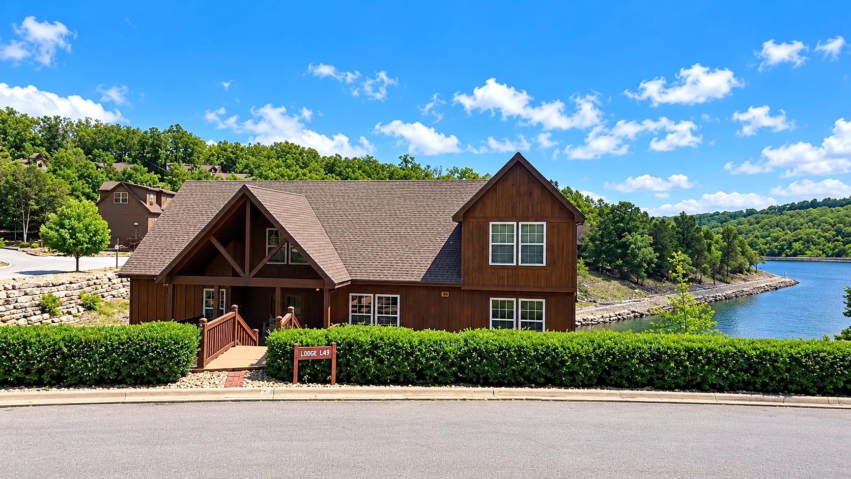 Family Funtimes L119B - 3BR Lakefront Cabin & Pool
