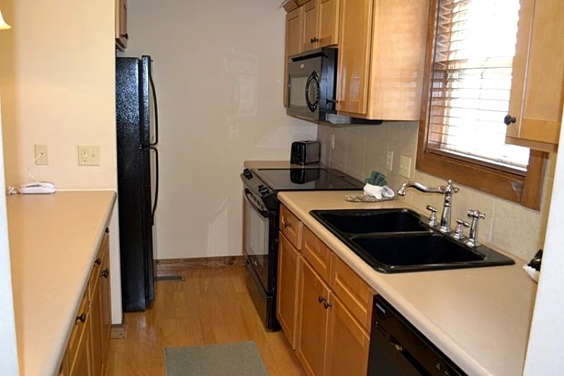 L131B, 2 Br Loft Lake View Cabin in Branson West, Missouri, United States — photo 3