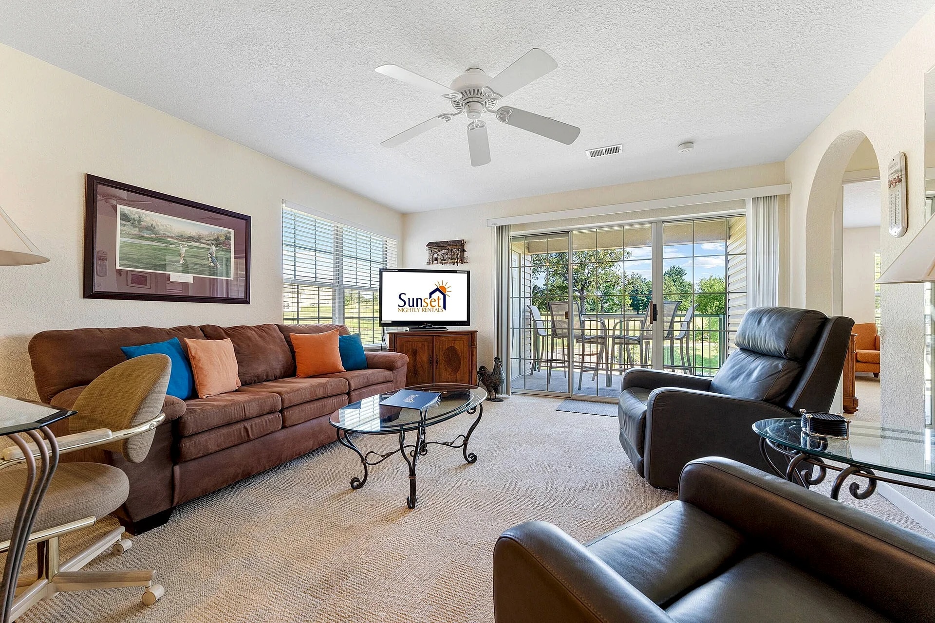 Take a Holiday - 2BR Golf View Condo, Holiday Hills