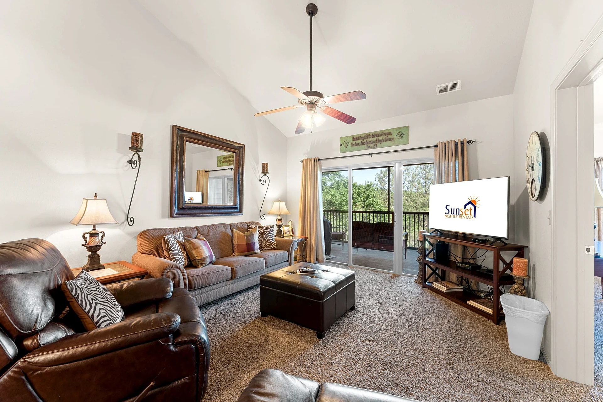 Ozark Comfort Condo - Spacious 3BR, Feels Like Home