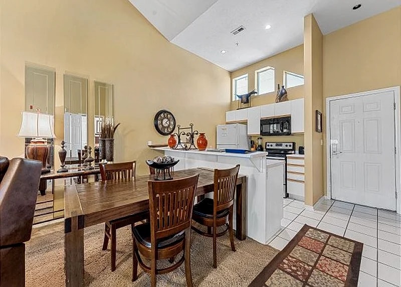 Cozy Condo In the Heart of Branson! This Unit is Perfect for a Relaxing Vacay in Branson, Missouri, United States — photo 2