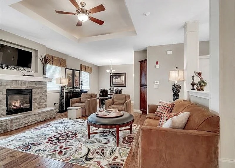 Dreamy Villa Located Close to the Branson RecPlex!! Come and Stay and Play!! in Branson, Missouri, United States — photo 1