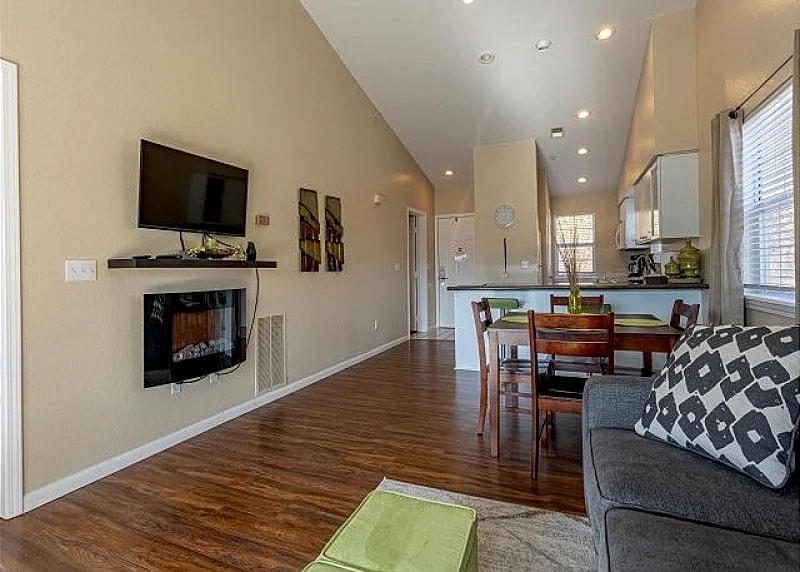 Quaint and Cozy, Holiday Hills 2 Bedroom Condo. You won't ever want to leave!