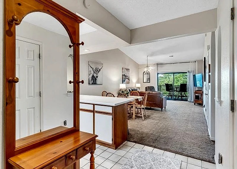 Cozy 2 Bedroom Condo in the Heart of Branson! Come Enjoy the Perfect Getaway! in Branson, Missouri, United States — photo 3