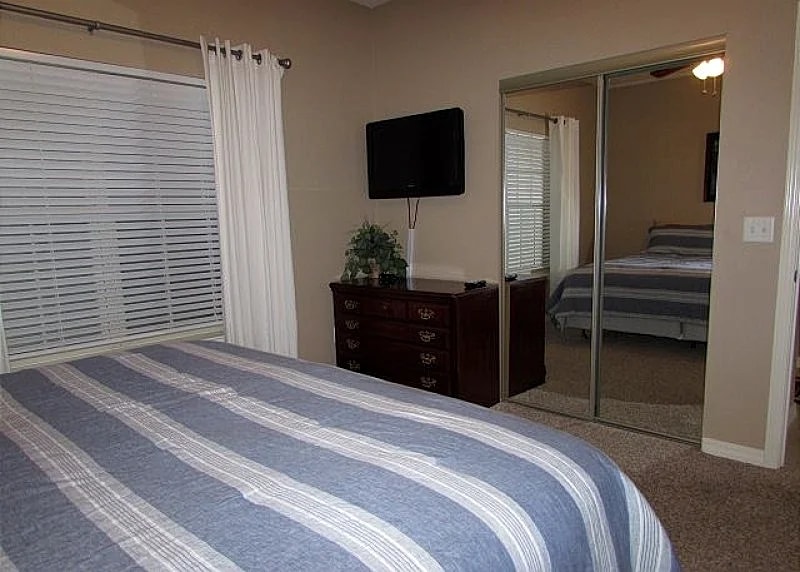 3 BR, 2 Bath Condo on the Shores of Table Rock Lake with Dock Access in Hollister, Missouri, United States — photo 5