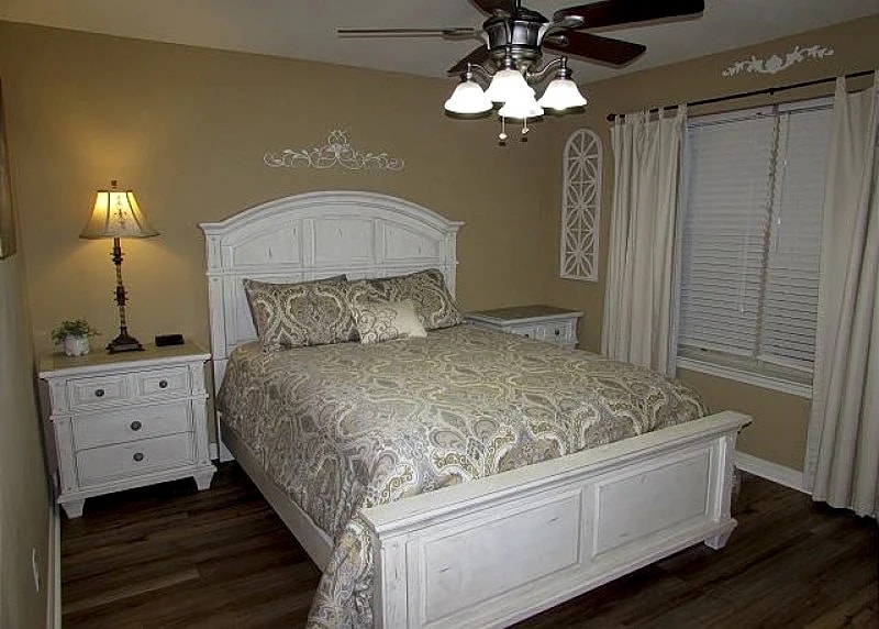 Lower Level Condo gives Guests the Perfect Place to enjoy the lake!! in Hollister, Missouri, United States — photo 5