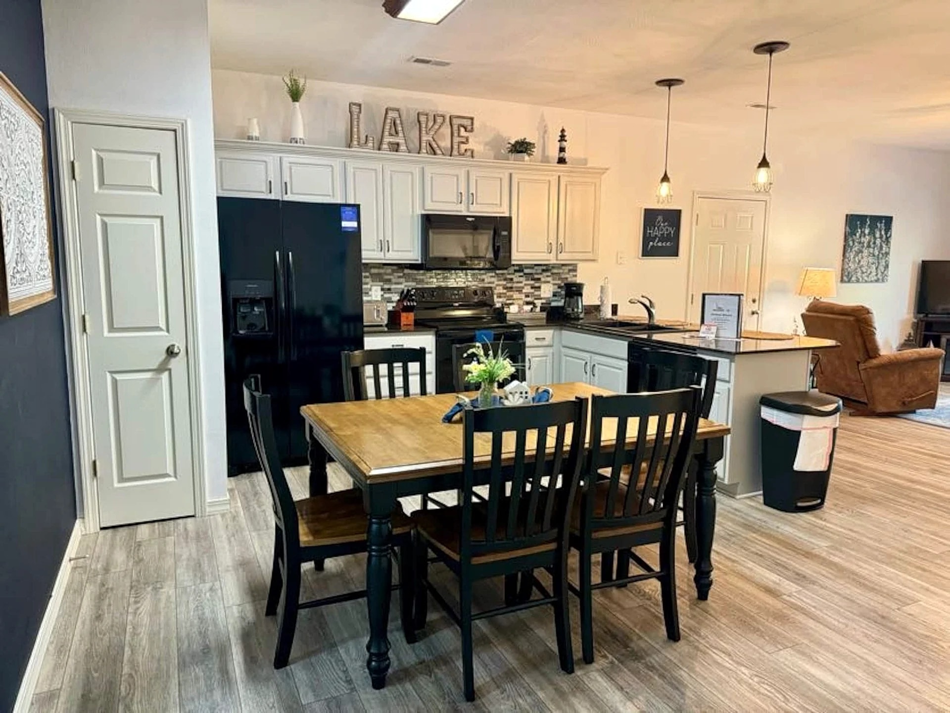 Condo A-5 on Table Rock Lake 3BR with Pool & Patio