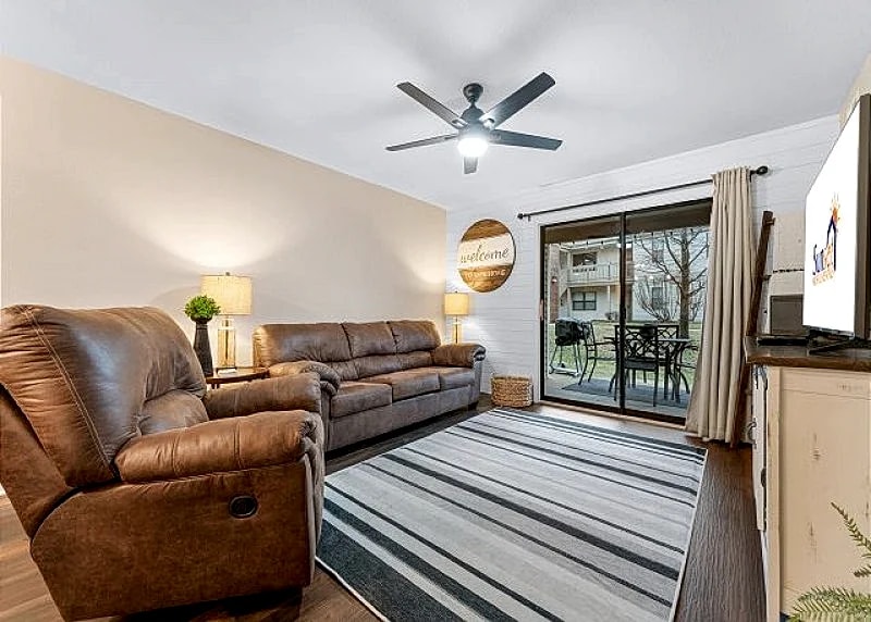 Elite 2BD Condo at Pointe Royale in Branson, Missouri!! in Branson, Missouri, United States — photo 2
