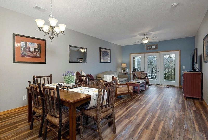 LSBR325, 3 Br TR Lake Front Condo in Missouri, United States — photo 5
