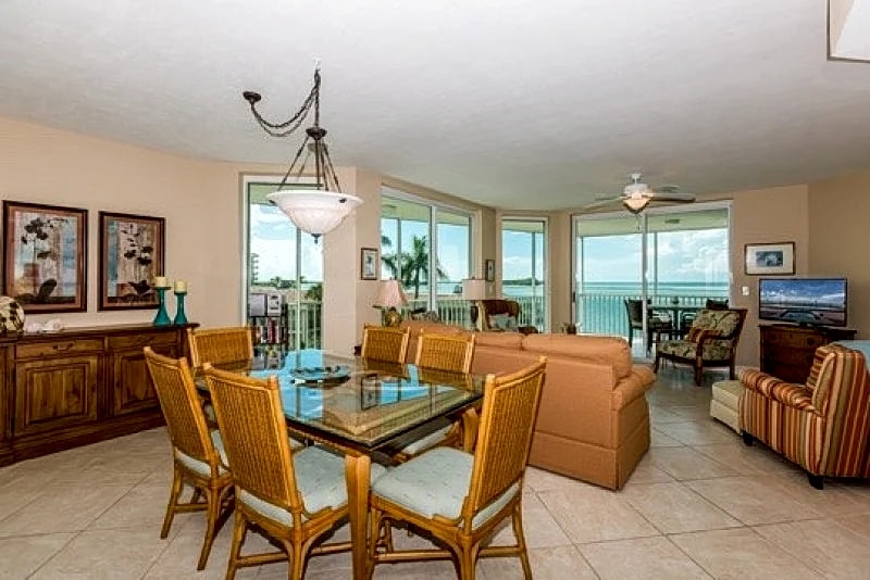 Luxury Condo at 402 Mirage, 3 Bed, 3 Bath Condo with Stunning Views in Marco Island in Marco Island, Florida, United States — photo 2