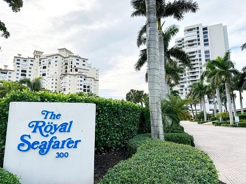 Royal Seafarer 1002, Condo On Gulf Of Mexico & The Pristine Beaches Of Marco Island in Marco Island, Florida, United States — photo 2
