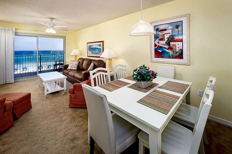 Summerlin 303: 3rd floor beach front, free beach service, snorkeling, GOLF in Fort Walton Beach, Florida, United States — photo 3