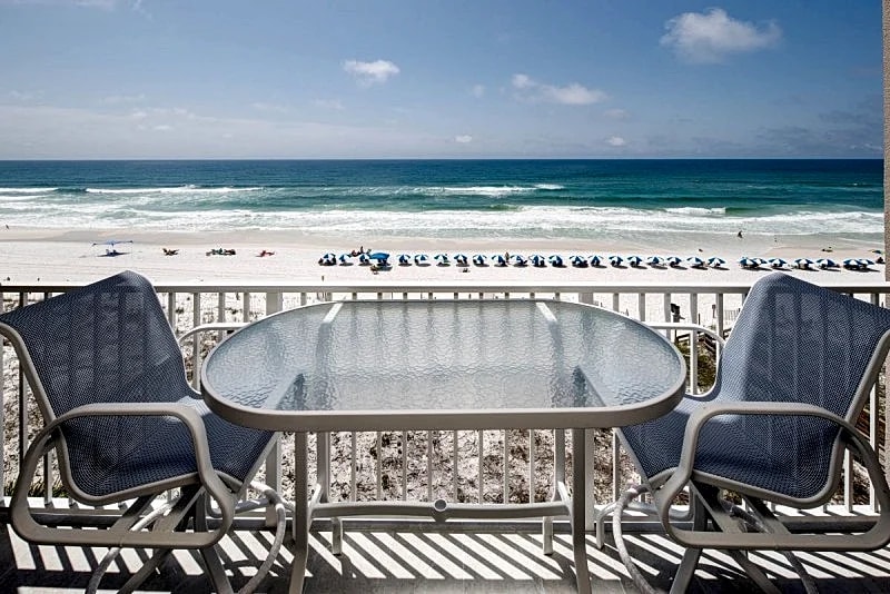 Island Princess 605: beach front, 2 bedroom's. Perfect getaway!