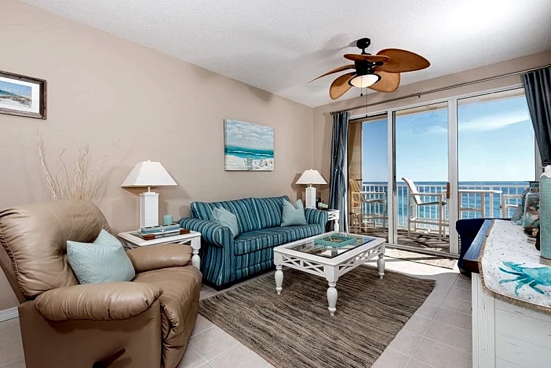 Gulf Dunes 608: beautiful 2 bedroom, BEACH FRONT - OUTSTANDING VIEWS! in Fort Walton Beach, Florida, United States — photo 2