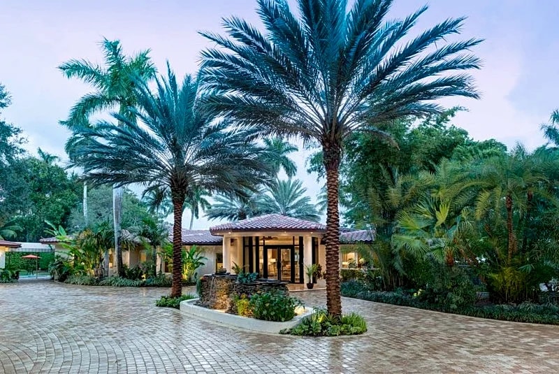 2 Acre Private Estate On Waterfront With Private Yacht in Fort Lauderdale, Florida, United States — photo 2