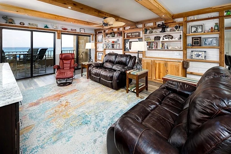 Surf Dweller 202: Magnificent beach front, 2 LARGE bedrooms, free perks in Fort Walton Beach, Florida, United States — photo 2