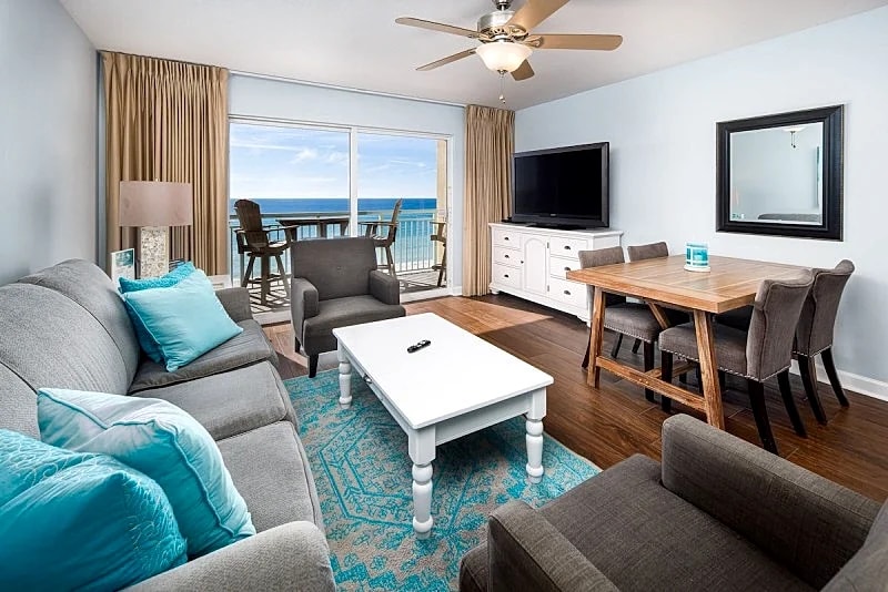Pelican Isle 510: Two KINGS! Reserved parking, granite,stainless, 5 LED Tvs in Fort Walton Beach, Florida, United States — photo 2