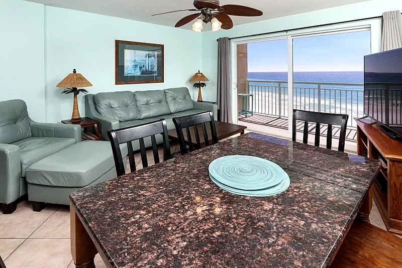 Pelican Isle 508: Direct Beach Front, Free Golf, Free Beach Service in Fort Walton Beach, Florida, United States — photo 3